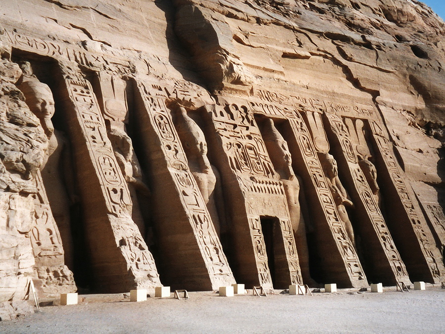 Abu Simbel - Nefertari De tempel van Nefertari, de vrouw van Ramses II. Stefan Cruysberghs